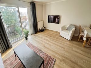 Lounge- click for photo gallery